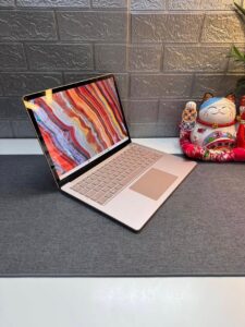 💻 MICROSOFT SURFACE LAPTOP 4